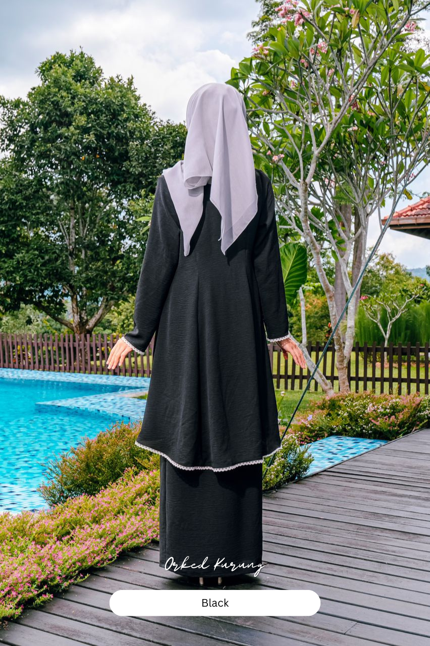 Orked Kurung - Black