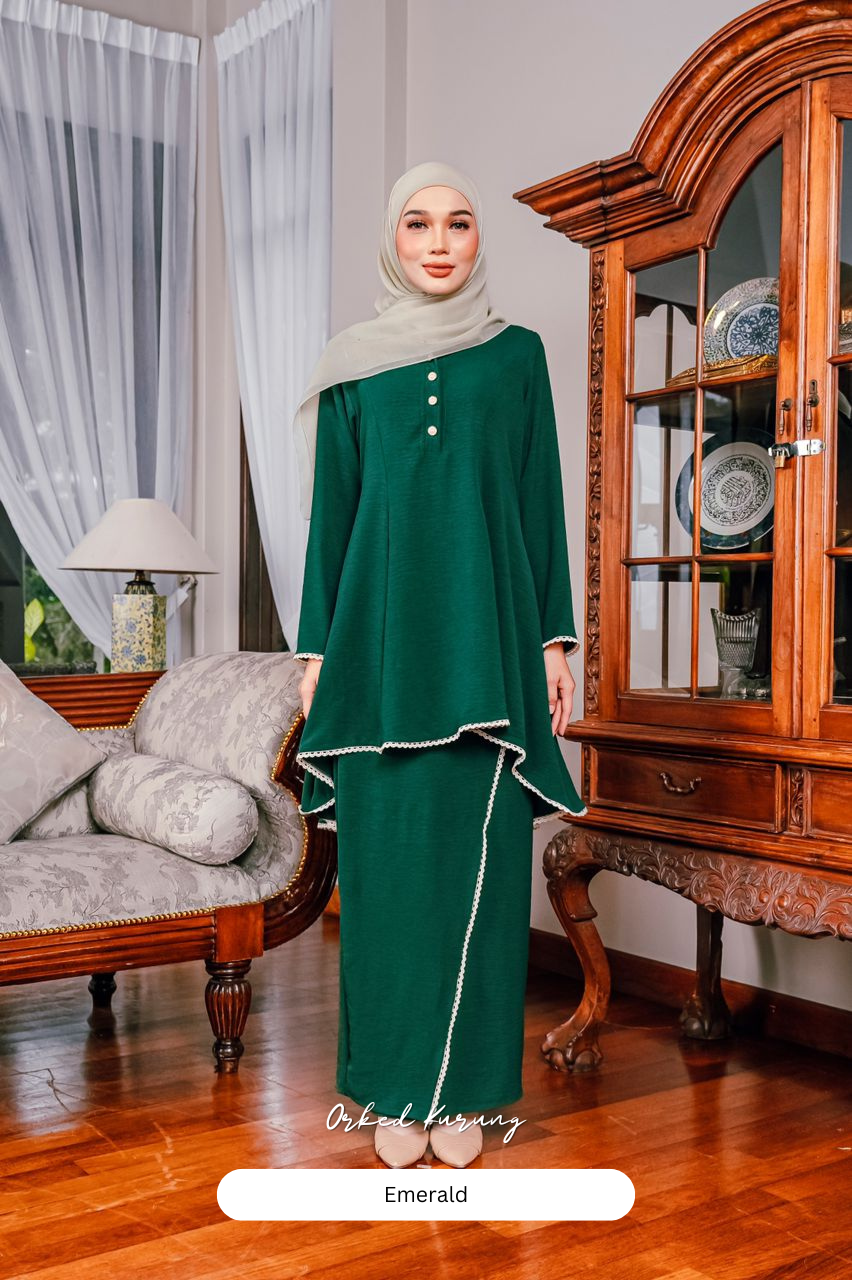 Orked Kurung - Emerald