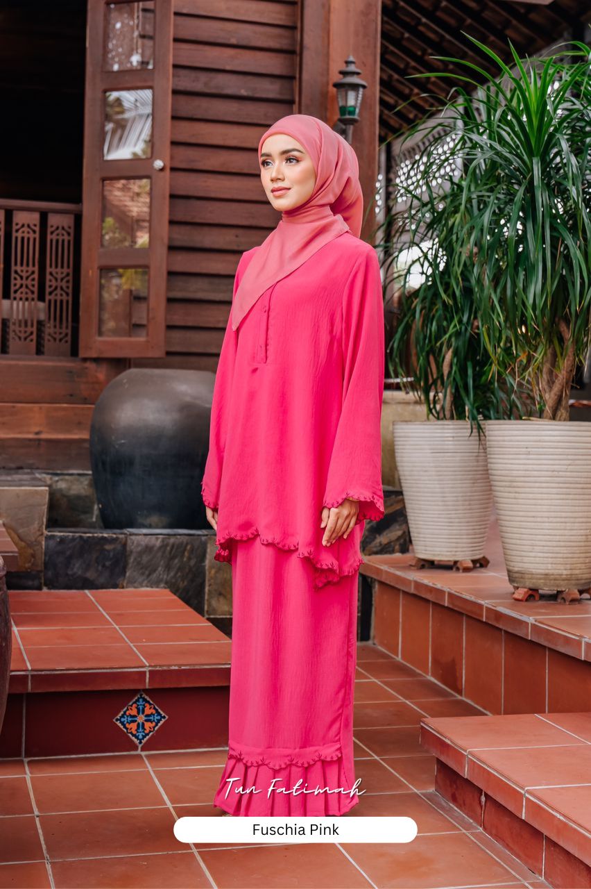 Tun Fatimah - Fuschia Pink