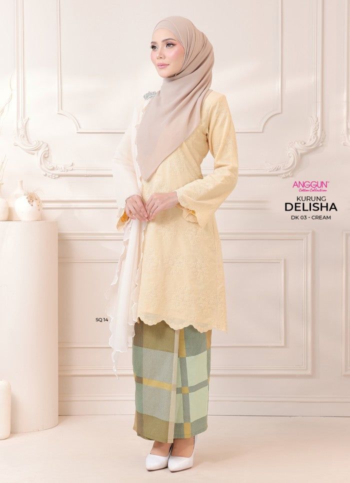 Delisha Kurung - Cream