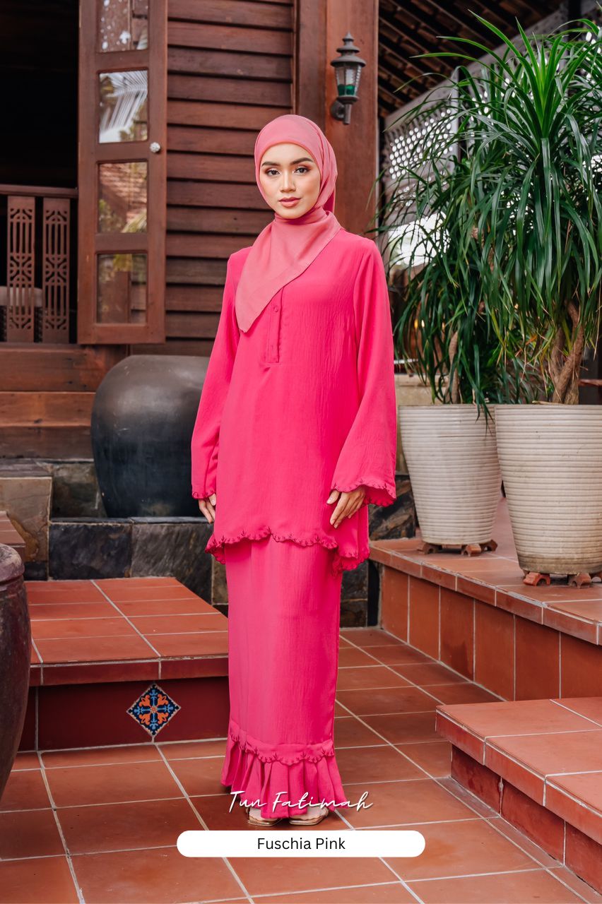 Tun Fatimah - Fuschia Pink