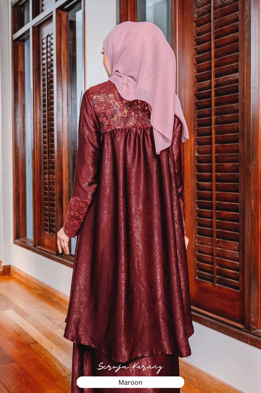 Seroja Kurung - Maroon